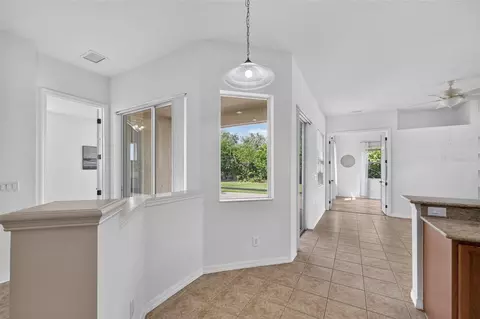 Entry Way - 5328 Lexington Dr, Parrish, FL 34219 photo 4 of 4