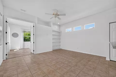 Bedroom - 5328 Lexington Dr, Parrish, FL 34219 photo 4 of 8