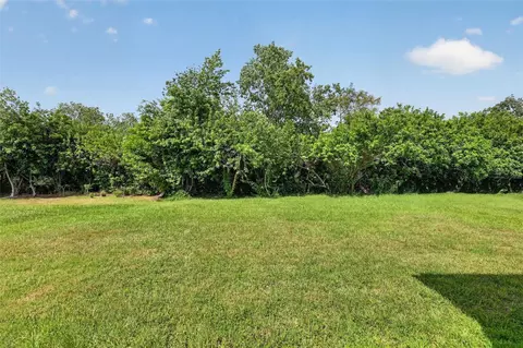 Exterior - 5328 Lexington Dr, Parrish, FL 34219 photo 10 of 12