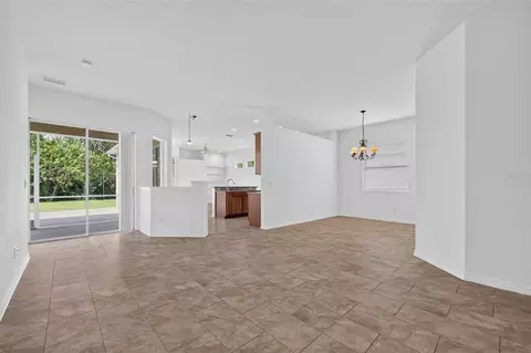 Living - 5328 Lexington Dr, Parrish, FL 34219 photo 2 of 8