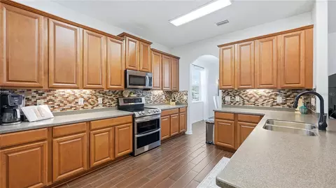 Kitchen - 8839 39th Street Cir E, Parrish, FL 34219 photo 3 of 3