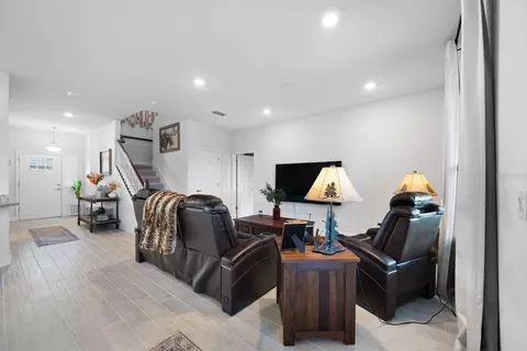 Entry Way - 6107 164th Ave E, Parrish, FL 34219 photo 7 of 12