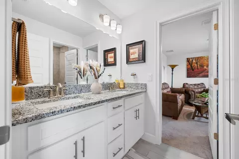 Bath - 6107 164th Ave E, Parrish, FL 34219 photo 4 of 7