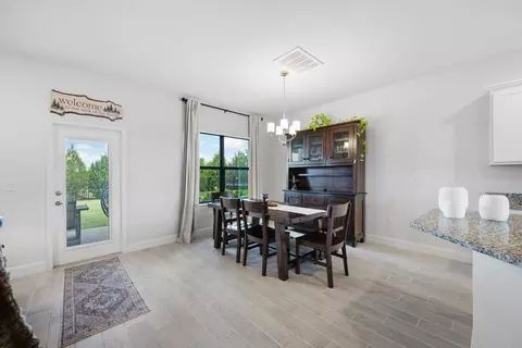 Dining - 6107 164th Ave E, Parrish, FL 34219 photo 3 of 6