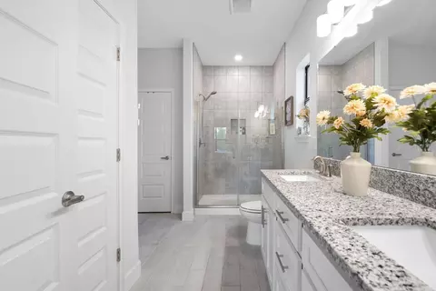 Bath - 6107 164th Ave E, Parrish, FL 34219 photo 3 of 7