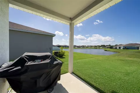Exterior - 11433 64th St E, Parrish, FL 34219 photo 6 of 9