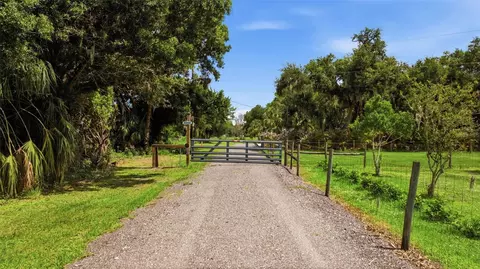 8800 Erie Ct, Parrish, FL 34219