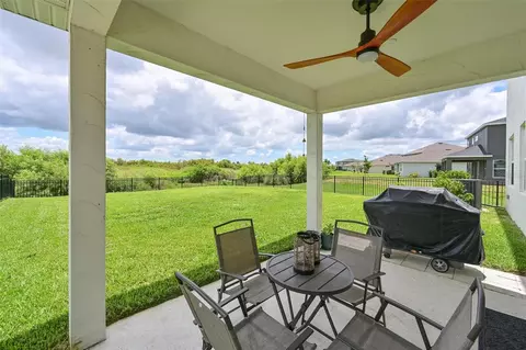 Exterior - 11124 Moonsail Dr, Parrish, FL 34219 photo 2 of 9