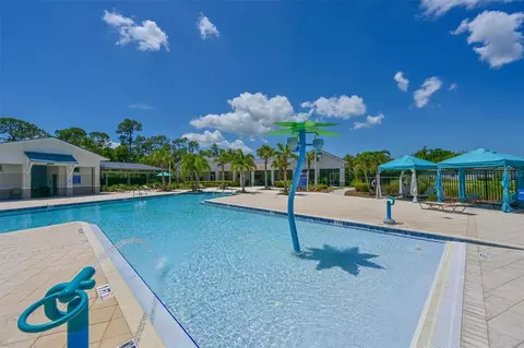 Exterior - 11124 Moonsail Dr, Parrish, FL 34219 photo 9 of 9