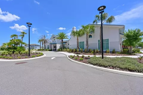 Exterior - 11124 Moonsail Dr, Parrish, FL 34219 photo 7 of 9