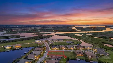 11404 Harbourside Ln, Parrish, FL 34219