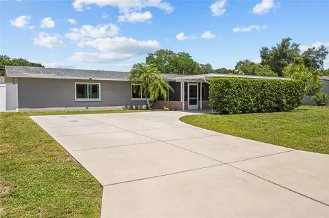 3943 Eton Pl, Sarasota, FL 34241