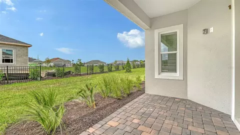 Exterior - 10005 Powell Ave, Parrish, FL 34219 photo 3 of 7
