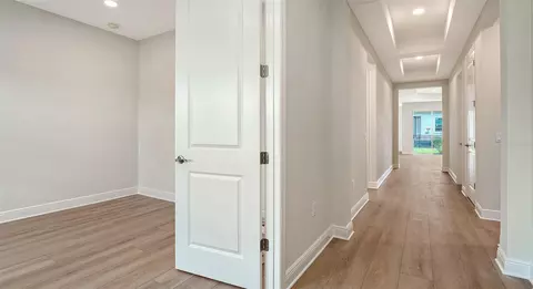 Entry Way - 10005 Powell Ave, Parrish, FL 34219 photo 3 of 3