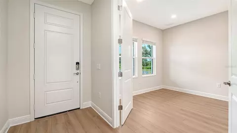 Entry Way - 10005 Powell Ave, Parrish, FL 34219 photo 2 of 3