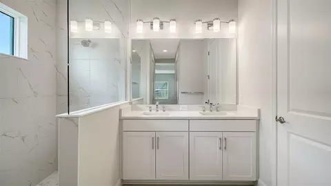 Bath - 10005 Powell Ave, Parrish, FL 34219 photo 1 of 4