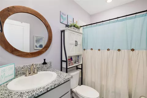 Bath - 15905 5th Ave E, Bradenton, FL 34212 photo 3 of 3