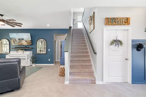 Entry Way - 15905 5th Ave E, Bradenton, FL 34212 photo 4 of 4