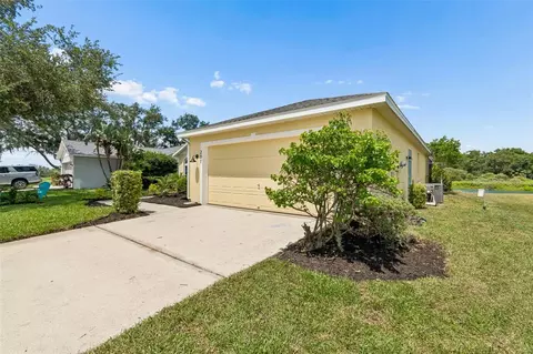 Exterior - 201 113th St E, Bradenton, FL 34212 photo 6 of 16