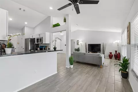 Entry Way - 201 113th St E, Bradenton, FL 34212 photo 1 of 4
