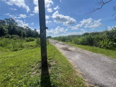 8755 Wauchula Rd, Myakka City, FL 34251
