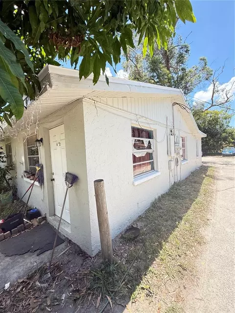Exterior - 4212 9th St E, Bradenton, FL 34208 photo 9 of 11