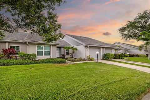 5355 Crestlake Blvd #65, Sarasota, FL 34233