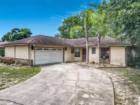1072 Peak Cir, Deltona, FL 32738