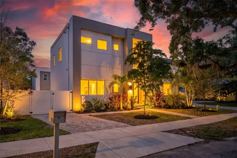 2430 Floyd St, Sarasota, FL 34239