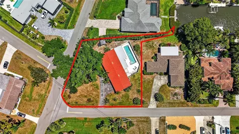 6100 Hollywood Blvd, Sarasota, FL 34231