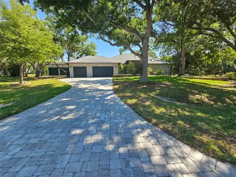 6708 90th St E, Bradenton, FL 34202