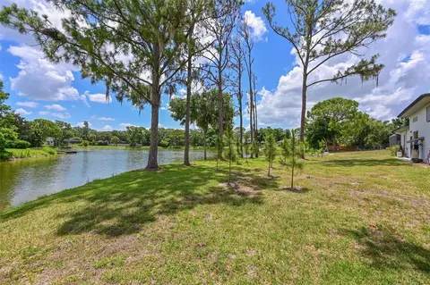 Exterior - 6708 90th St E, Bradenton, FL 34202 photo 13 of 15