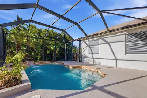 Exterior - 6631 63rd Ter E, Bradenton, FL 34203 photo 2 of 8