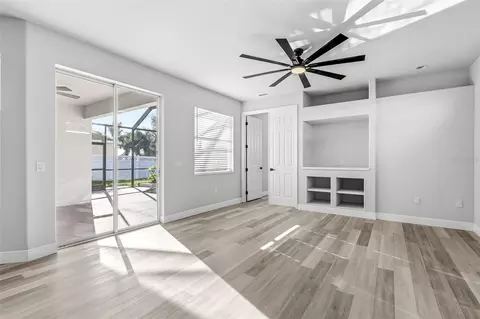 Living - 6631 63rd Ter E, Bradenton, FL 34203 photo 2 of 2