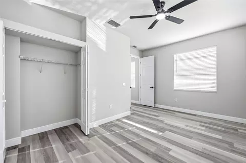 Bedroom - 6631 63rd Ter E, Bradenton, FL 34203 photo 6 of 6