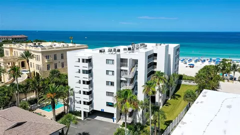 1001 Point Of Rocks Rd #208, Sarasota, FL 34242