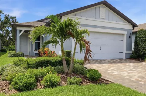 Exterior - 9289 Ballaster Pointe Loop, Parrish, FL 34219 photo 2 of 12