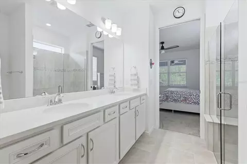 Bath - 9289 Ballaster Pointe Loop, Parrish, FL 34219 photo 1 of 3