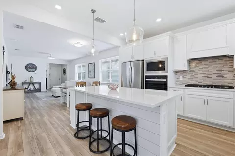 Kitchen - 9289 Ballaster Pointe Loop, Parrish, FL 34219 photo 1 of 6