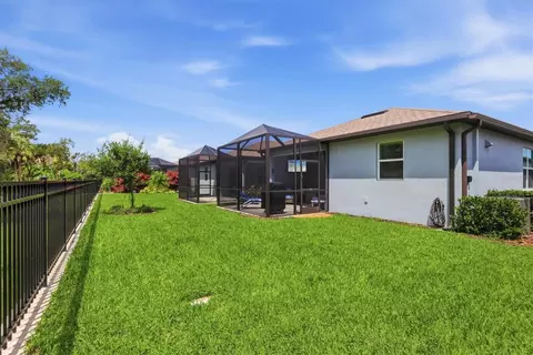 Exterior - 9289 Ballaster Pointe Loop, Parrish, FL 34219 photo 8 of 12