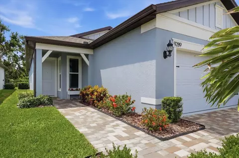 Exterior - 9289 Ballaster Pointe Loop, Parrish, FL 34219 photo 3 of 12