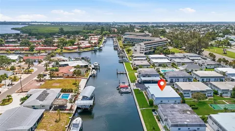 View/Area - 9821 Hernando Ct, Bradenton, FL 34210 photo 2 of 9
