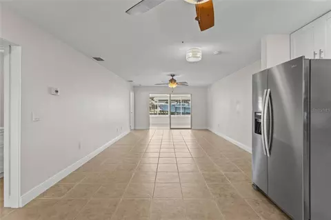 Living - 9821 Hernando Ct, Bradenton, FL 34210 photo 1 of 6