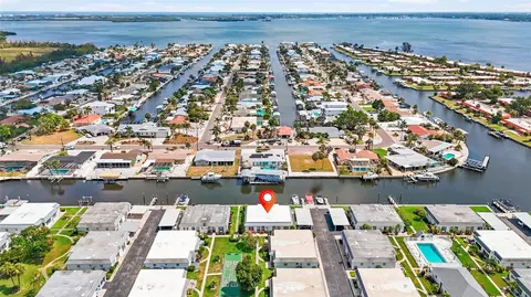 View/Area - 9821 Hernando Ct, Bradenton, FL 34210 photo 6 of 9