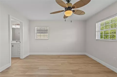 Bedroom - 9821 Hernando Ct, Bradenton, FL 34210 photo 3 of 5
