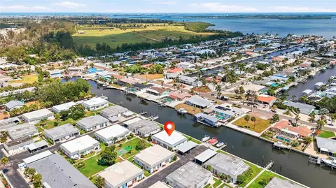 View/Area - 9821 Hernando Ct, Bradenton, FL 34210 photo 5 of 9