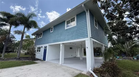 727 47th St W, Palmetto, FL 34221