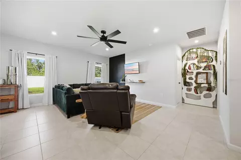 Entry Way - 822 170th Ct E, Bradenton, FL 34212 photo 1 of 2
