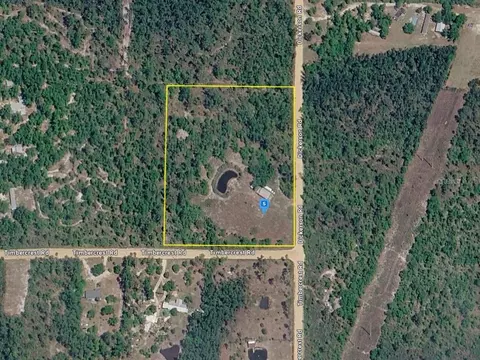 20209 Dickerson Rd, Fountain, FL 32438