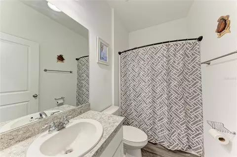Bath - 9027 Waxwing Way, Parrish, FL 34219 photo 3 of 5
